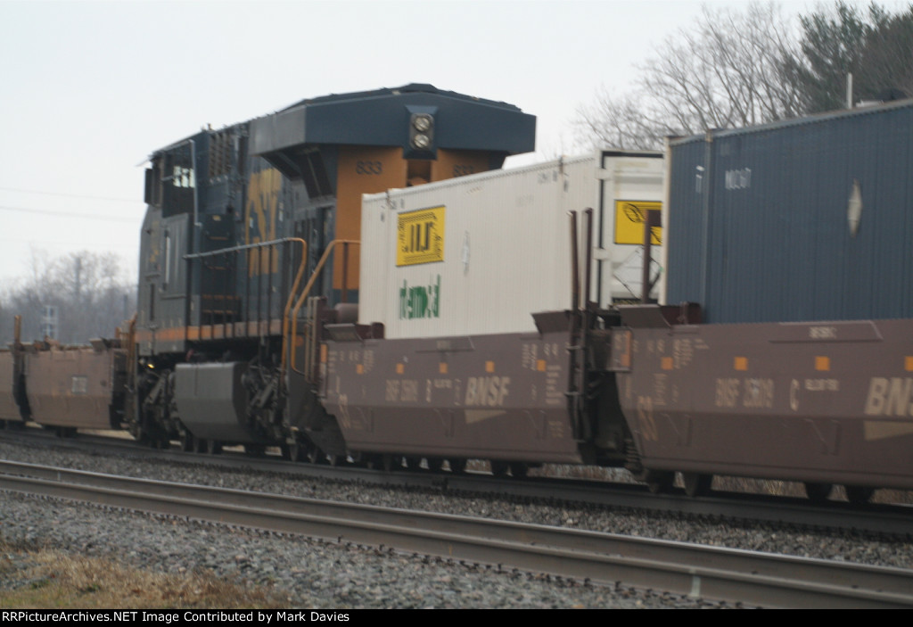 CSX 833